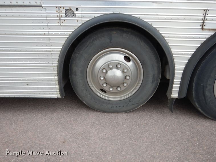 image for item DC8776 1984 Eagle 10  coach bus