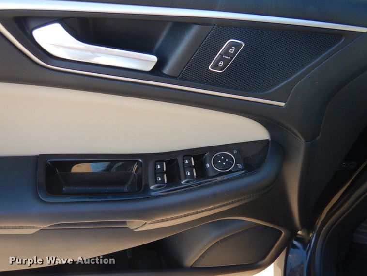 image for item DC8799 2016 Ford Edge  SUV