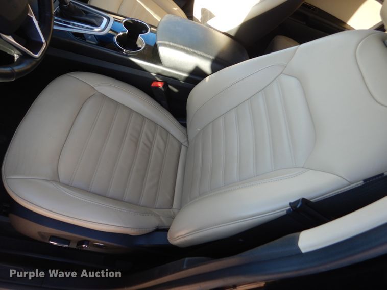 image for item DC8799 2016 Ford Edge  SUV