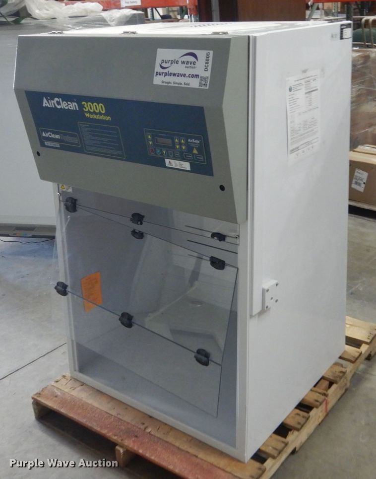 AirClean 3000 Workstation air clean system in Pierre, SD Item DC8805 sold Purple Wave
