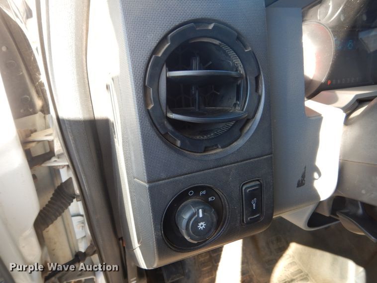 image for item DC8806 2012 Ford F550  shuttle bus