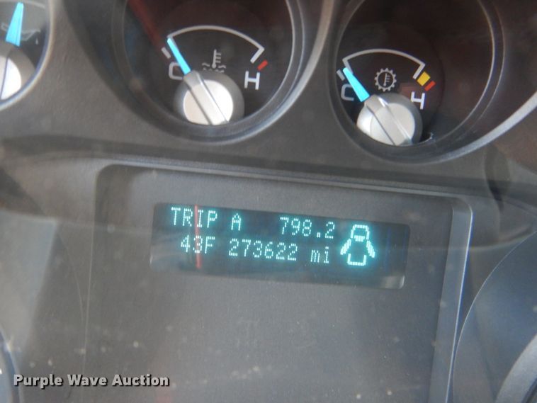 image for item DC8806 2012 Ford F550  shuttle bus