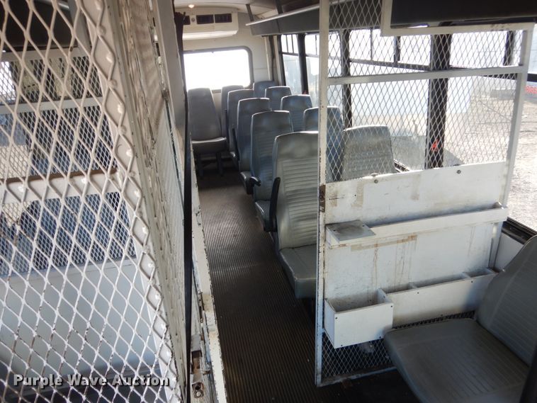 image for item DC8806 2012 Ford F550  shuttle bus