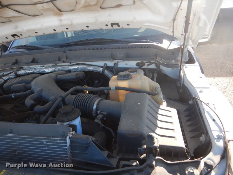 image for item DC8806 2012 Ford F550  shuttle bus