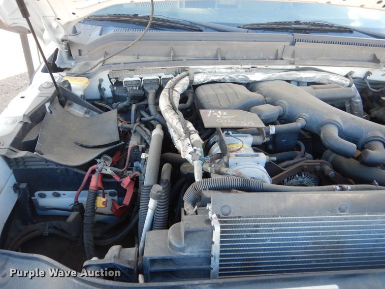 image for item DC8806 2012 Ford F550  shuttle bus