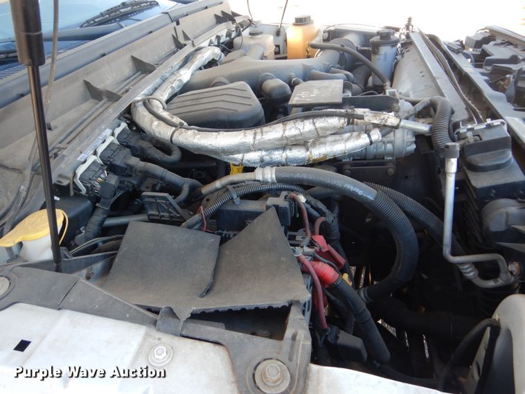 image for item DC8806 2012 Ford F550  shuttle bus