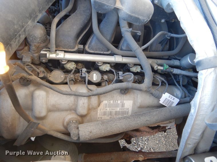 image for item DC8806 2012 Ford F550  shuttle bus