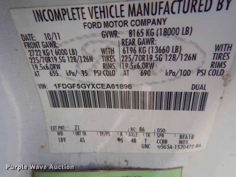 image for item DC8806 2012 Ford F550  shuttle bus