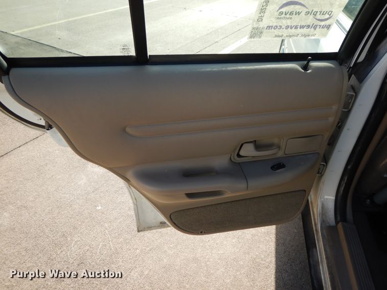 image for item DF3229 2001 Ford Crown Victoria Police Interceptor