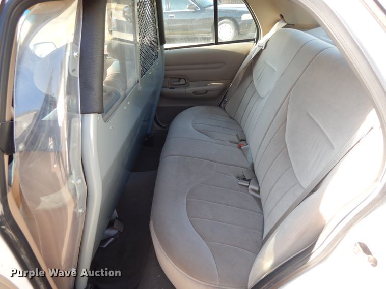 image for item DF3229 2001 Ford Crown Victoria Police Interceptor