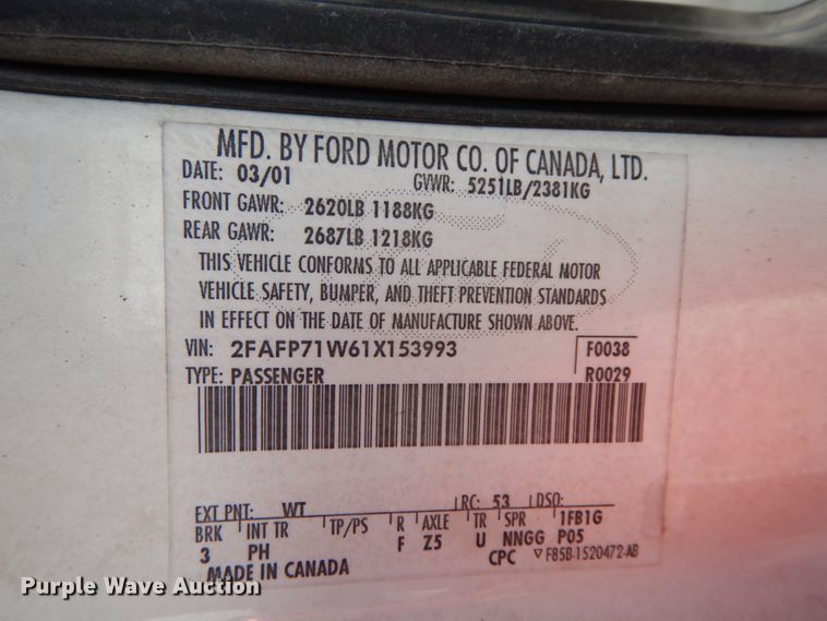 image for item DF3229 2001 Ford Crown Victoria Police Interceptor