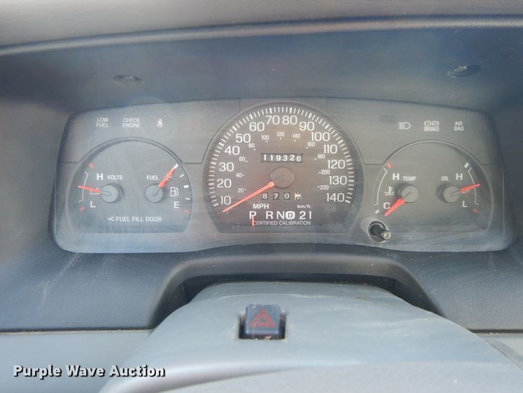 image for item DF3230 2005 Ford Crown Victoria Police Interceptor