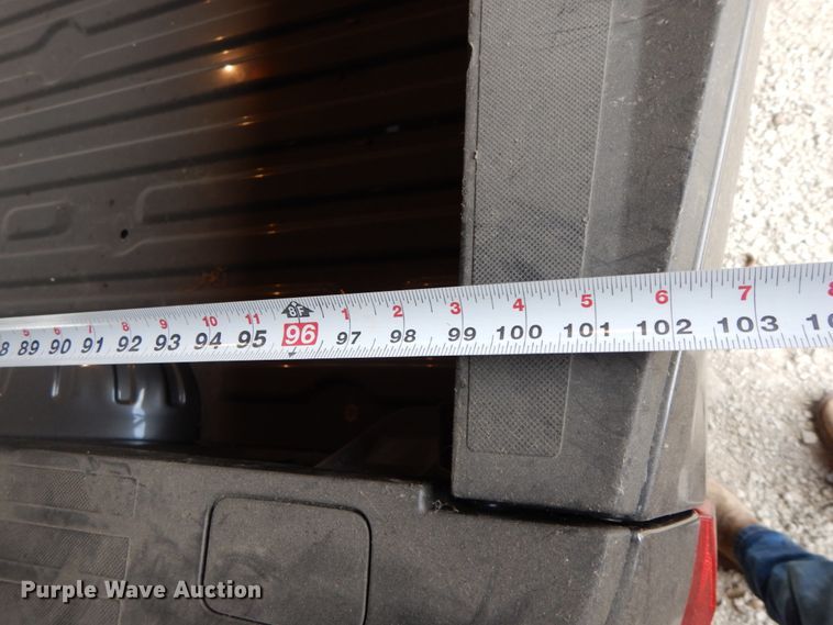 image for item DF3232 2019 Ford F350 pickup truck bed