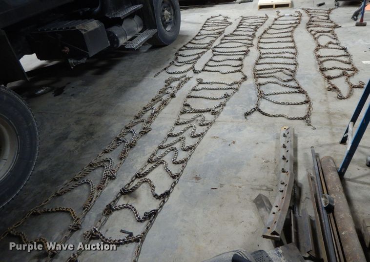 image for item DF3234 (6) snow chains