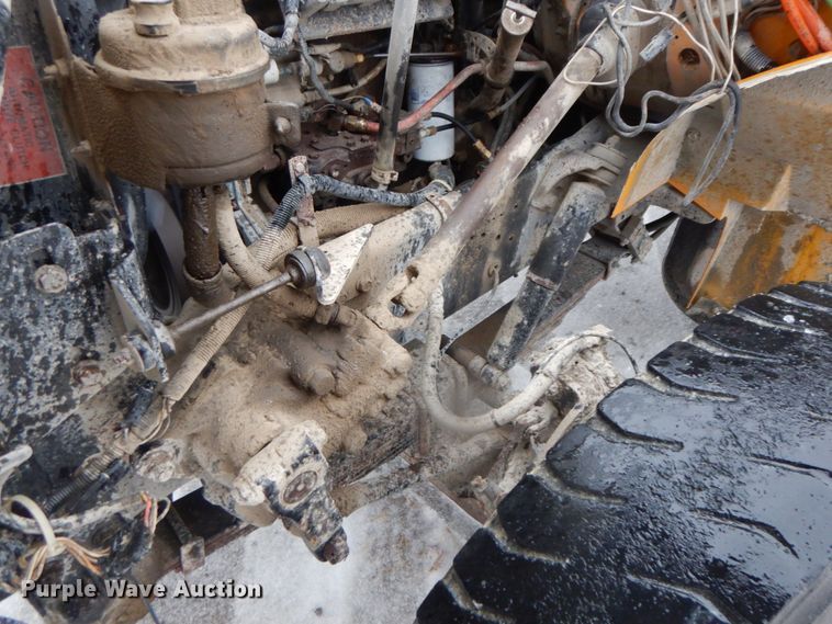 image for item DF3235 2002 International 4900  dump truck