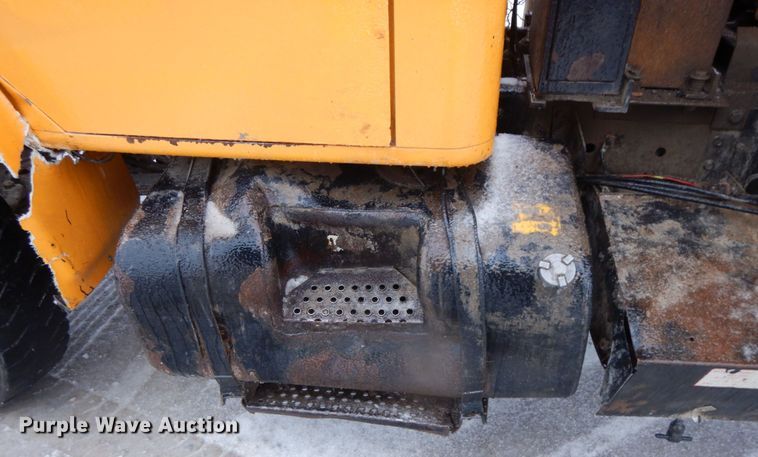 image for item DF3235 2002 International 4900  dump truck