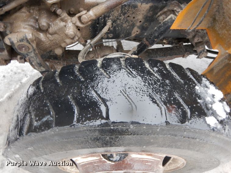 image for item DF3235 2002 International 4900  dump truck