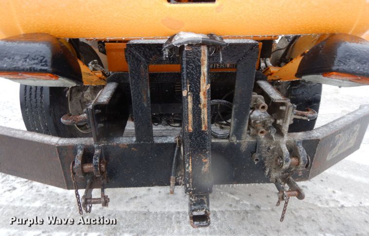 image for item DF3235 2002 International 4900  dump truck