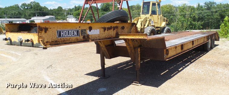 image for item DG2033 1989 Holden HLB39225 equipment trailer