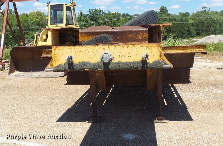 image for item DG2033 1989 Holden HLB39225 equipment trailer