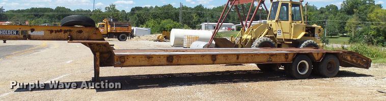 image for item DG2033 1989 Holden HLB39225 equipment trailer