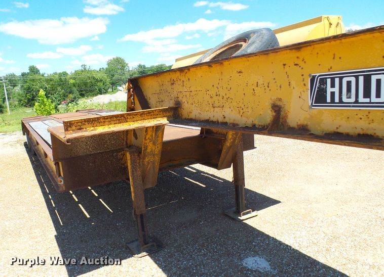 image for item DG2033 1989 Holden HLB39225 equipment trailer