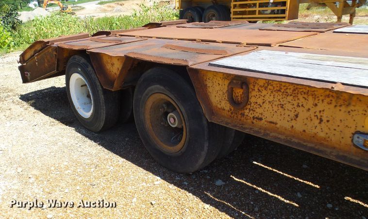 image for item DG2033 1989 Holden HLB39225 equipment trailer