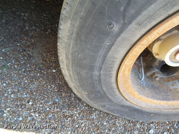 image for item DG2033 1989 Holden HLB39225 equipment trailer