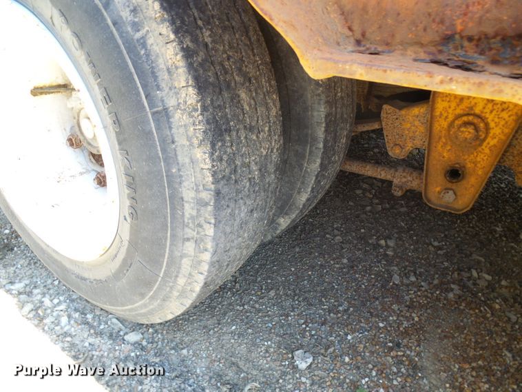 image for item DG2033 1989 Holden HLB39225 equipment trailer