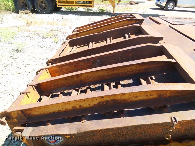 image for item DG2033 1989 Holden HLB39225 equipment trailer