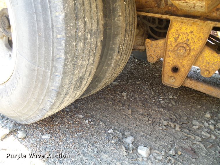 image for item DG2033 1989 Holden HLB39225 equipment trailer