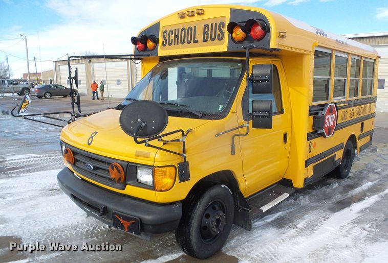 image for item DG8401 2006 Ford E350  school bus