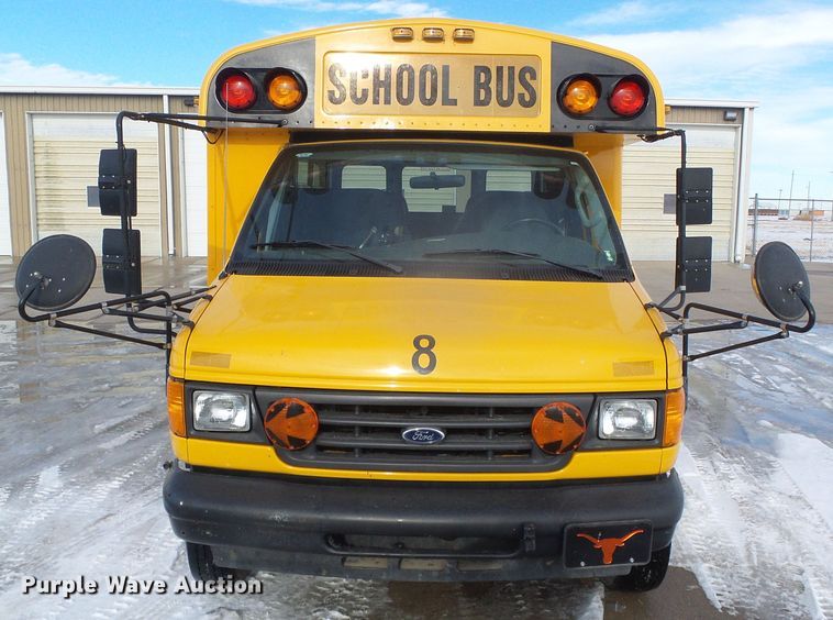 image for item DG8401 2006 Ford E350  school bus