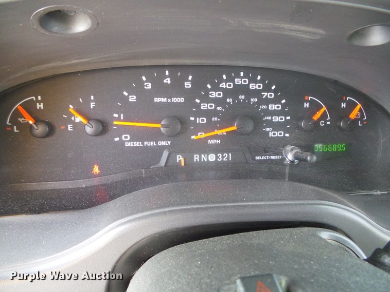 image for item DG8401 2006 Ford E350  school bus