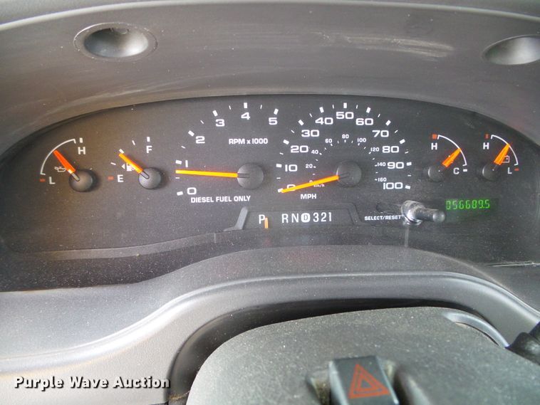 image for item DG8401 2006 Ford E350  school bus