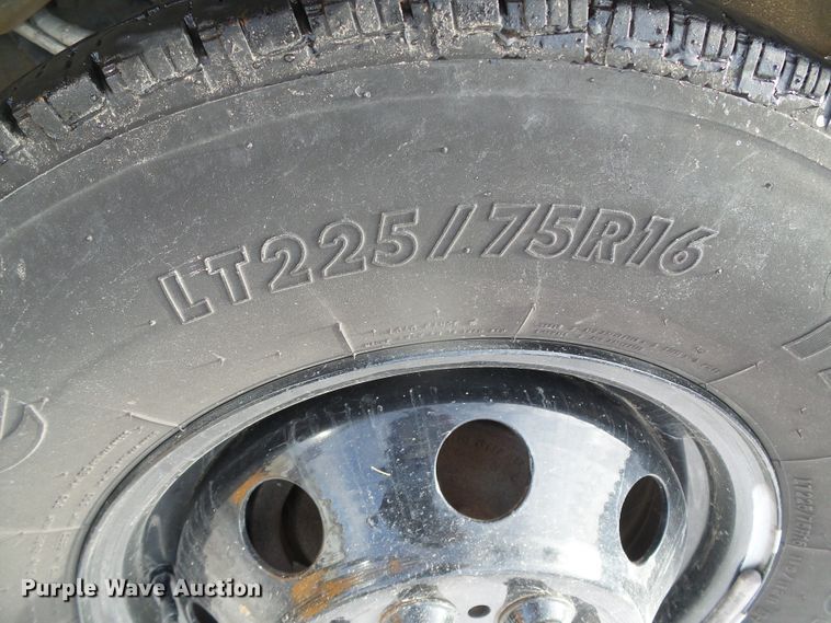 image for item DG8401 2006 Ford E350  school bus