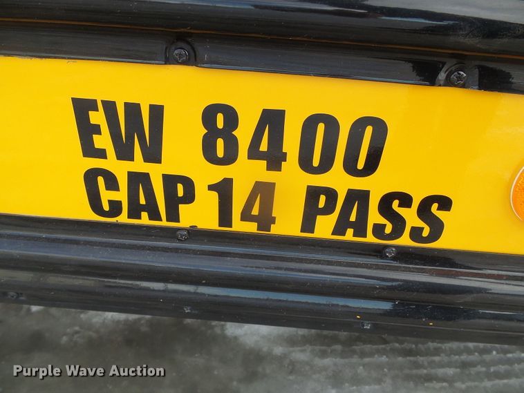 image for item DG8401 2006 Ford E350  school bus