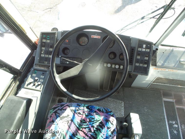 image for item DG8403 1987 MCI 102-A3  coach bus