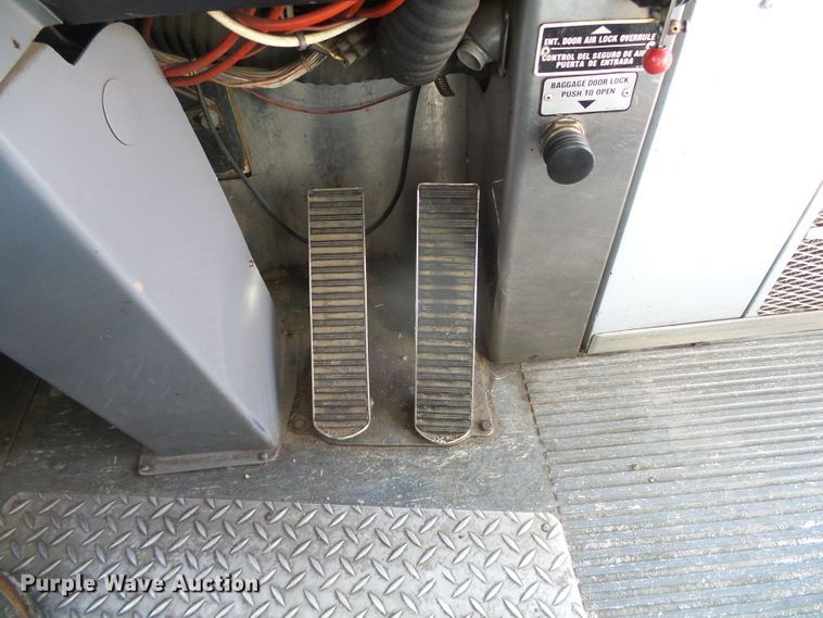 image for item DG8403 1987 MCI 102-A3  coach bus