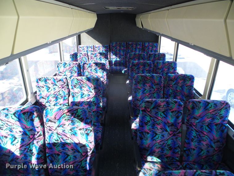 image for item DG8403 1987 MCI 102-A3  coach bus