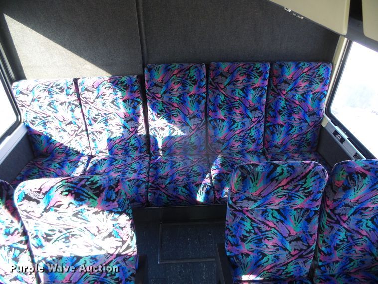 image for item DG8403 1987 MCI 102-A3  coach bus