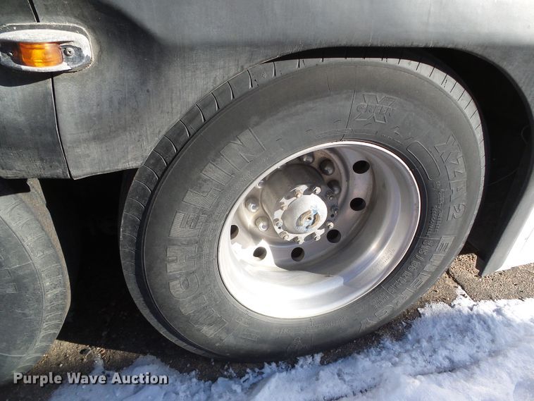 image for item DG8403 1987 MCI 102-A3  coach bus