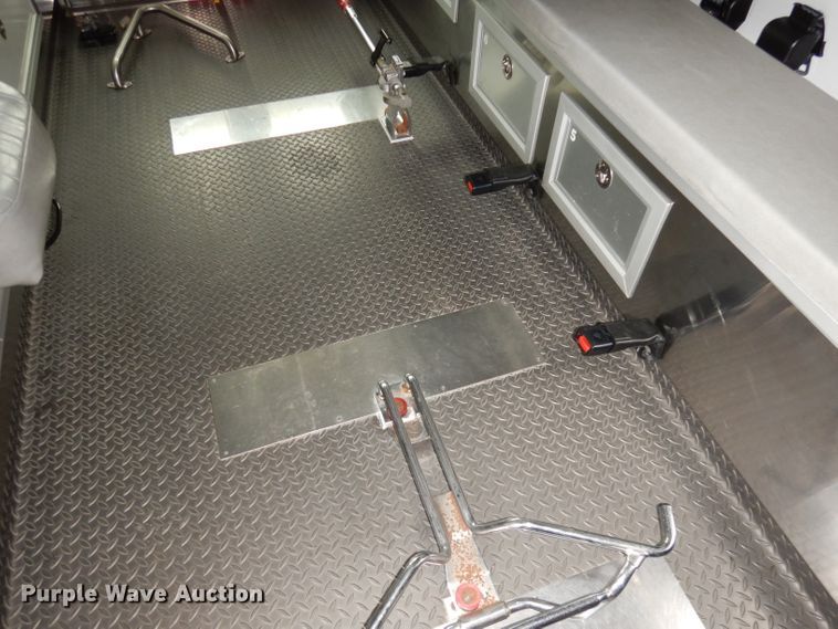 image for item DJ2749 2012 Ford F450 Super Duty  ambulance