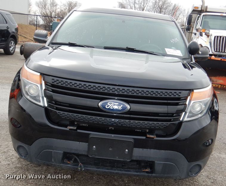 image for item DJ2767 2015 Ford Explorer Police Interceptor  SUV