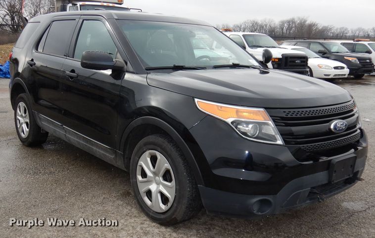 image for item DJ2767 2015 Ford Explorer Police Interceptor  SUV