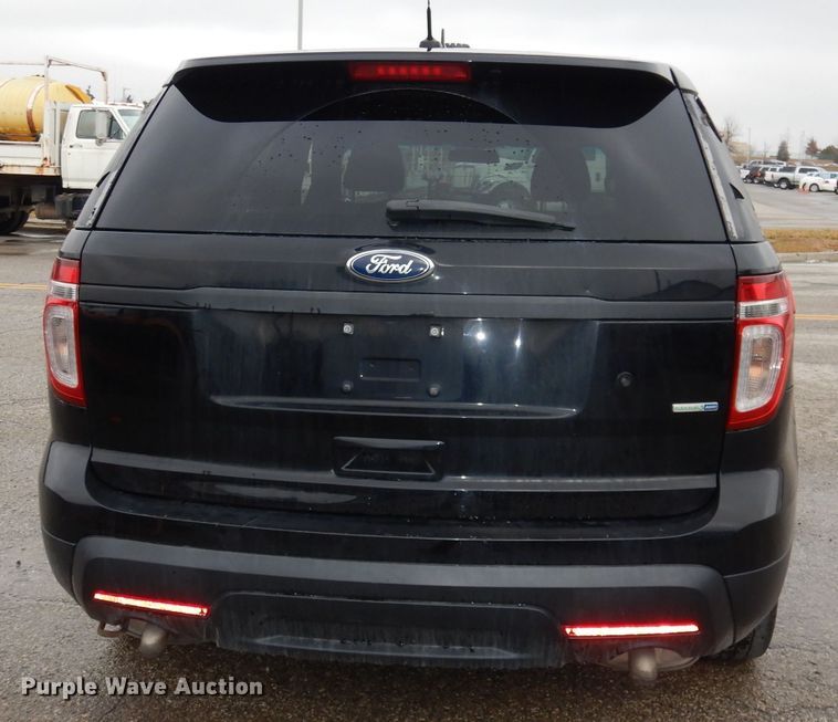 image for item DJ2767 2015 Ford Explorer Police Interceptor  SUV