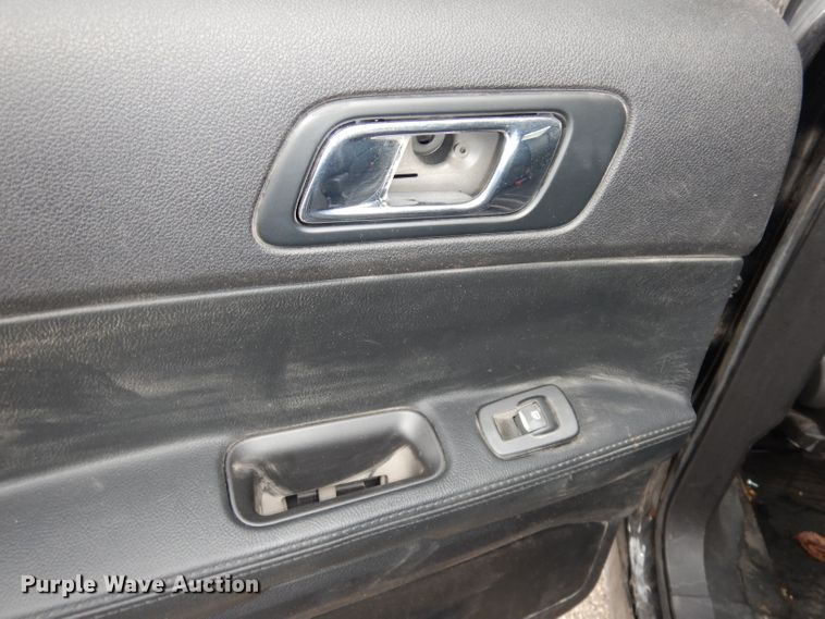 image for item DJ2767 2015 Ford Explorer Police Interceptor  SUV