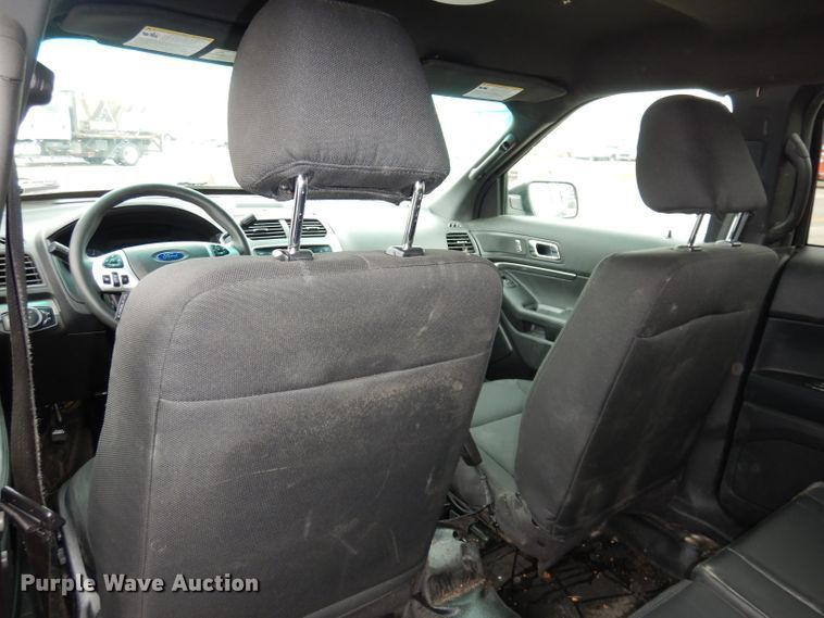 image for item DJ2767 2015 Ford Explorer Police Interceptor  SUV