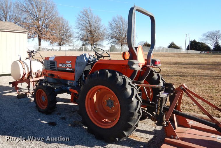 image for item DJ2773 1996 Kubota L2900  MFWD tractor