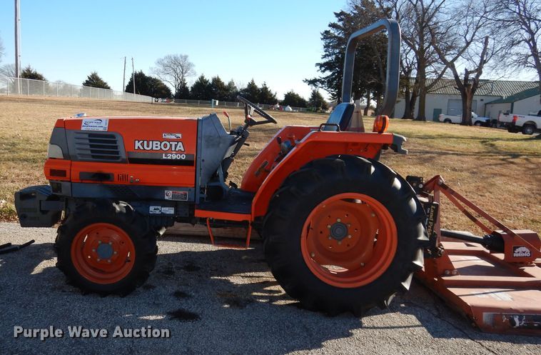 image for item DJ2773 1996 Kubota L2900  MFWD tractor
